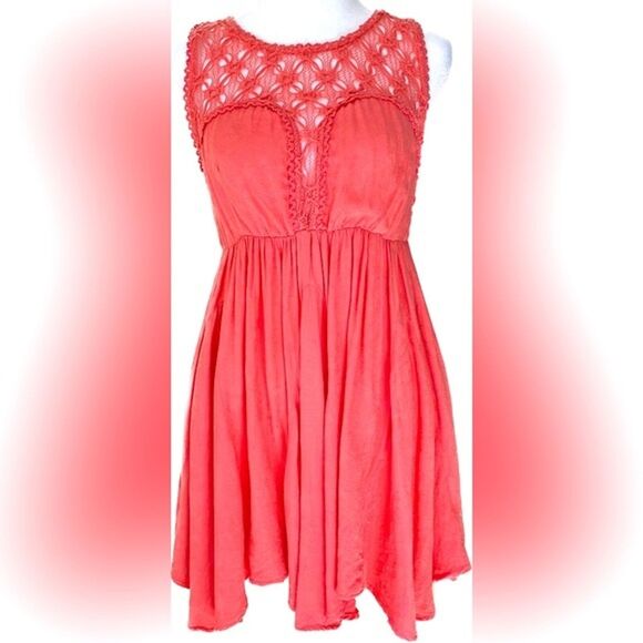 Free People Fiesta dress coral crochet lace bodice flowy asymmetrical hem XS - Picture 2 of 10